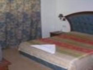 Saket Hotel Allahabad Bagian luar foto